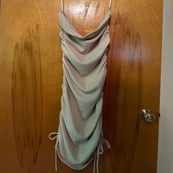 Tan strapless dress! - Picture 4 of 4